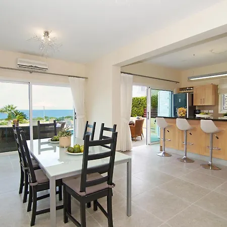 Willa Venus Protaras